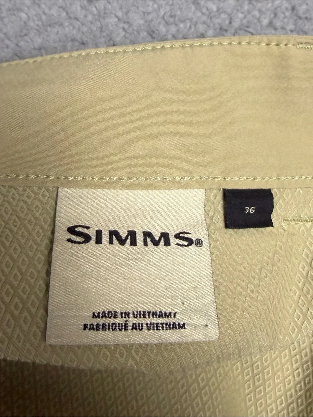 Simms Fishing Shorts Men's 36 Light Khaki Technical Athletic Zip Pocket